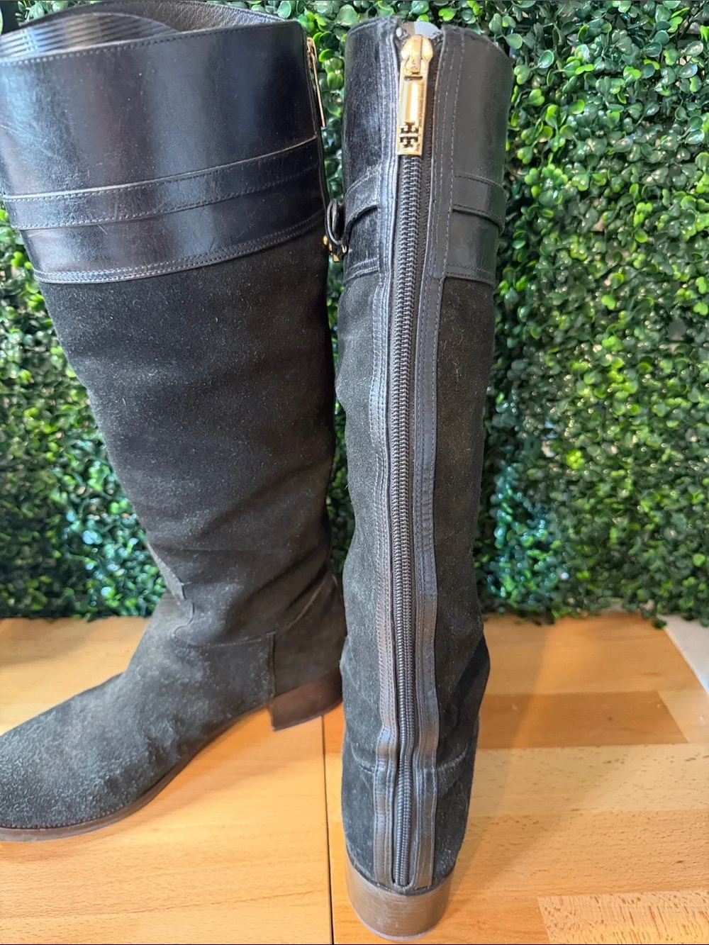 Tory Burch Women's Black Suede Boots with Leather Trim sz 10